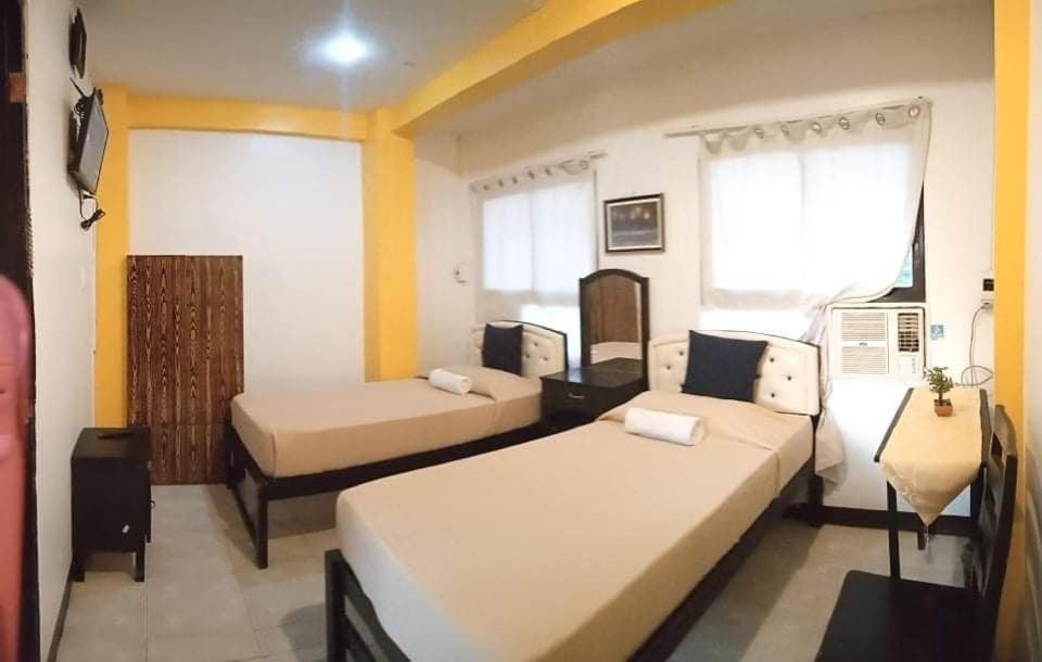 Amax Inn Cebu Mandaue City Exterior foto